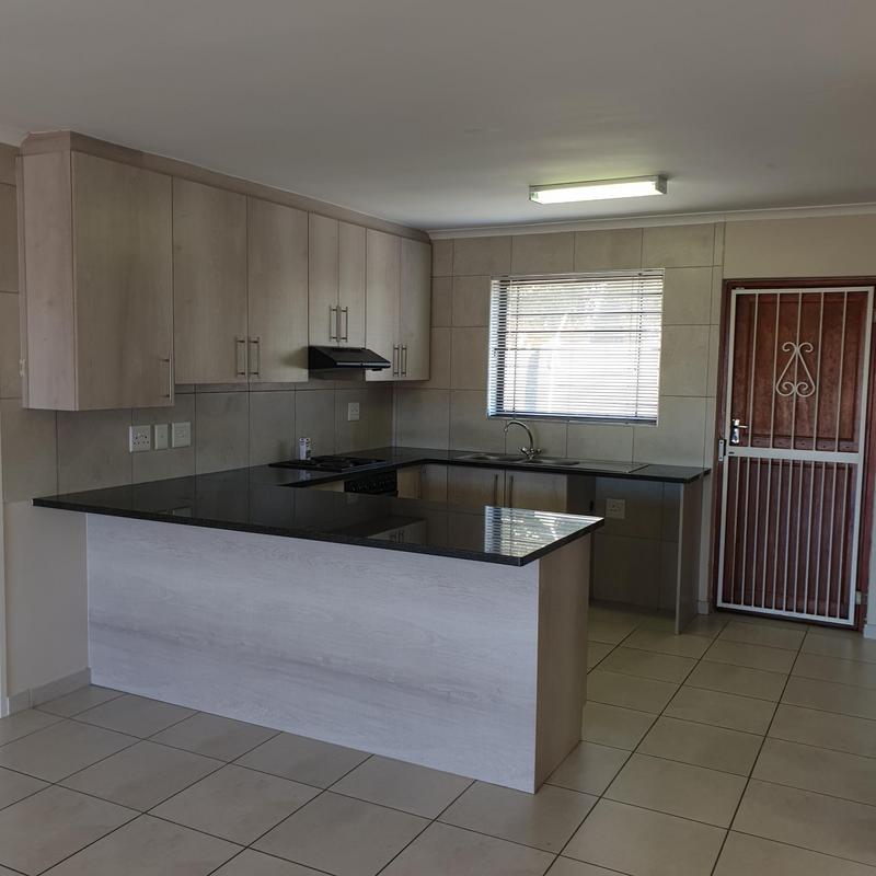 3 Bedroom Property for Sale in Bellair Western Cape